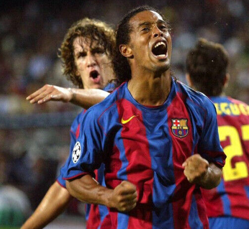 Ronaldinho a návrat Barcelony Kouzlo roku 2004–2005 v dresu Blaugrana